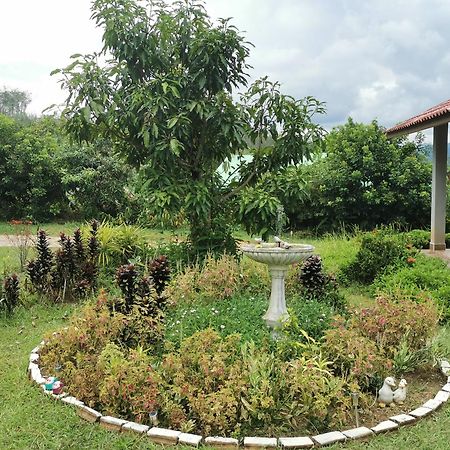 Betong House In The Garden别墅 外观 照片